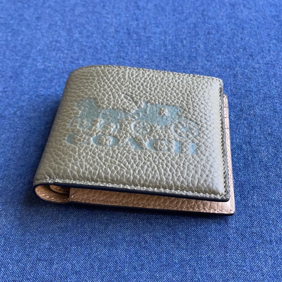 Coach 3-in-1 wallet in Colorblock w/ Horse & Carri - Picture 2 of 16